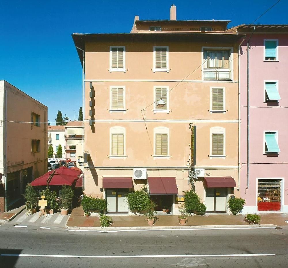 Hotel Il Ponte Cecina  Εξωτερικό φωτογραφία